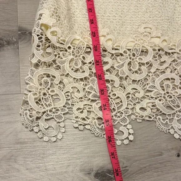 Flying Tomato NWT lined Cream Lace Midi Dress - Picture 8 of 8